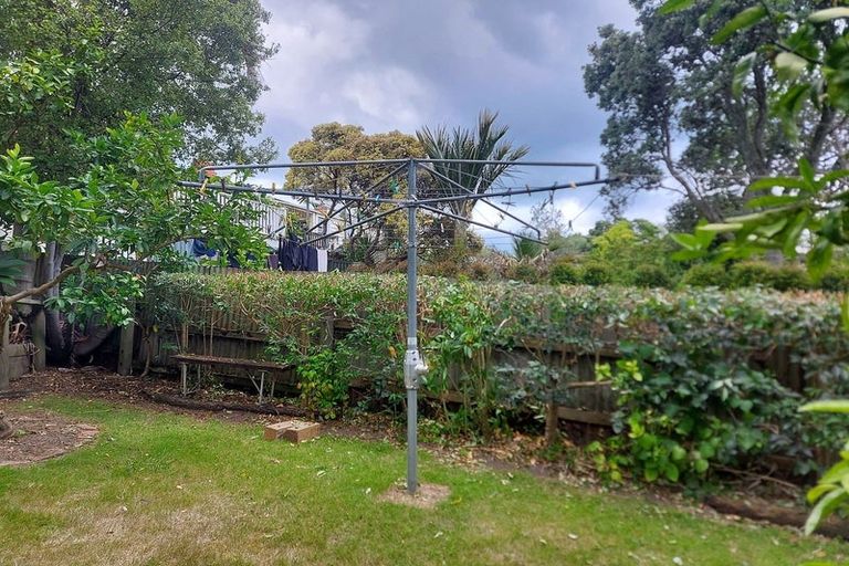Photo of property in 106 Calliope Road, Stanley Point, Auckland, 0624
