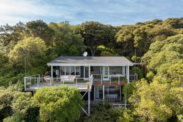 Photo of property in 24 Quail Crescent, Takamatua, 7581