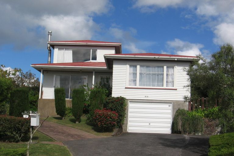 Photo of property in 3 Eastglen Road, Glen Eden, Auckland, 0602