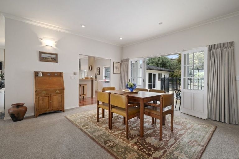 Photo of property in 9 Maniapoto Grove, Waipahihi, Taupo, 3330