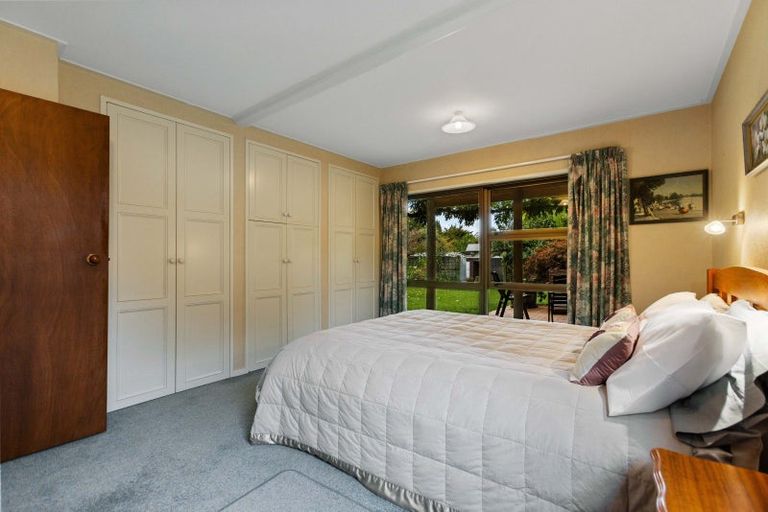 Photo of property in 12 Heuchan Lane, Wanaka, 9305