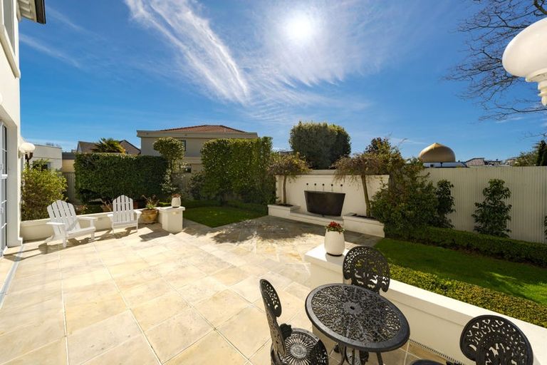 Photo of property in 8 Palazzo Lane, Riccarton, Christchurch, 8011