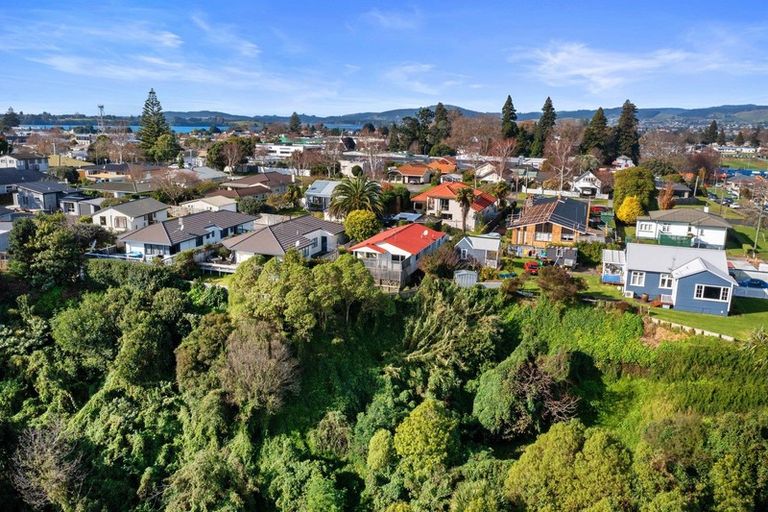 Photo of property in 151a Edgecumbe Road, Tauranga South, Tauranga, 3112