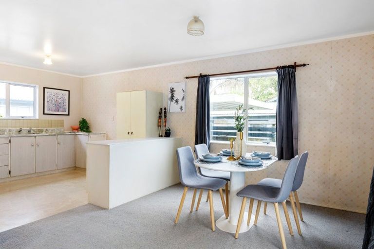 Photo of property in 2 Sunnyside Road, Nawton, Hamilton, 3200