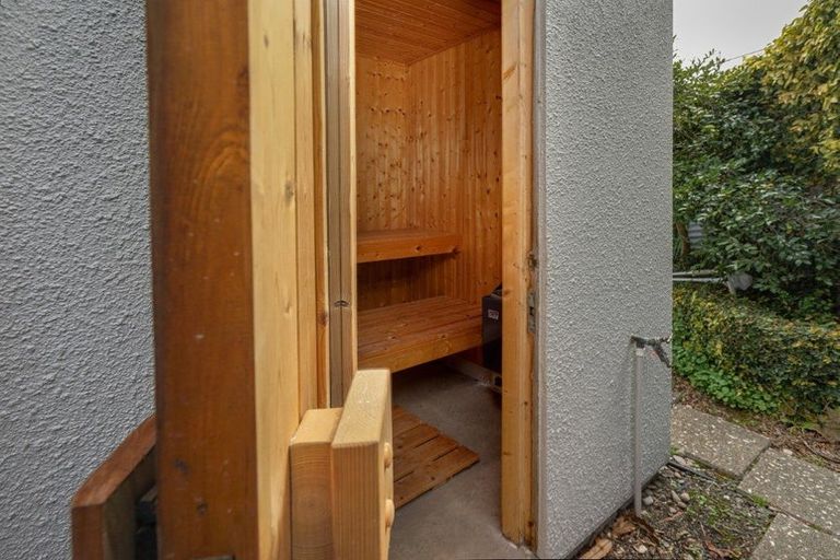 Photo of property in 2 Victoria Road, Stepneyville, Nelson, 7010