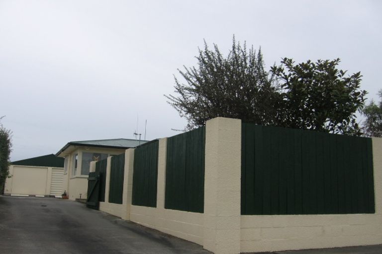 Photo of property in 46 Benmore Avenue, Cloverlea, Palmerston North, 4412