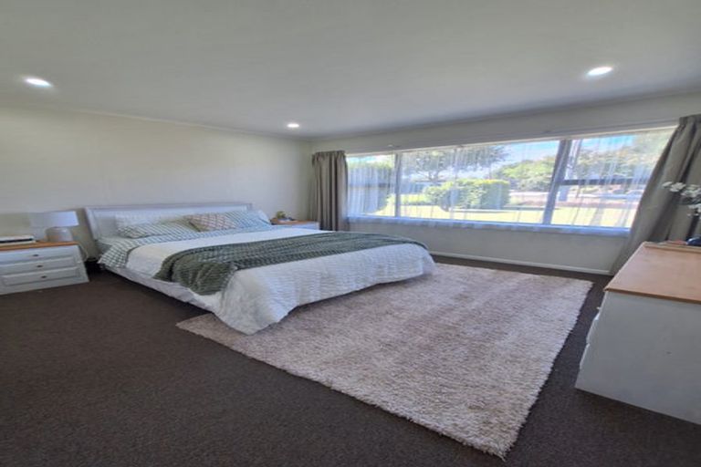 Photo of property in 15 Norma Place, Riverlea, Hamilton, 3216