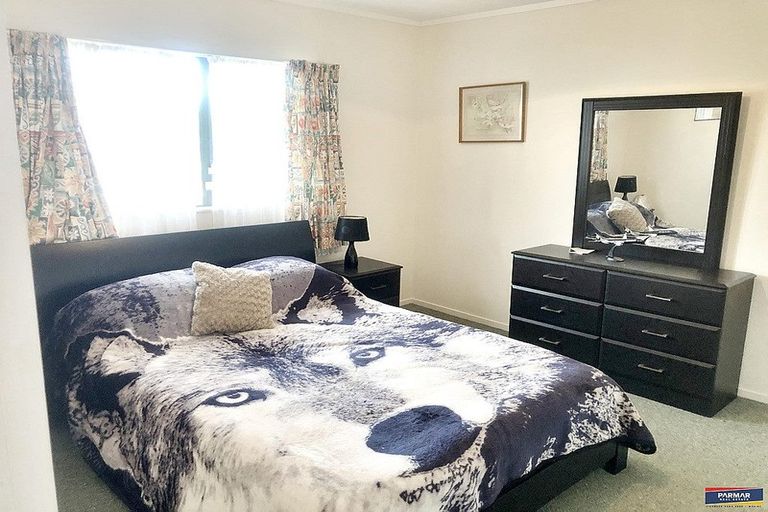 Photo of property in 2/75 Russell Road, Manurewa, Auckland, 2102