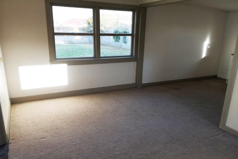 Photo of property in 10 Edmund Hillary Avenue, Papakura, 2110