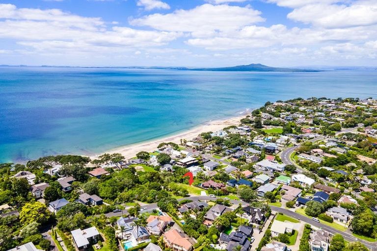 Photo of property in 9a View Road, Glenfield, Auckland, 0627