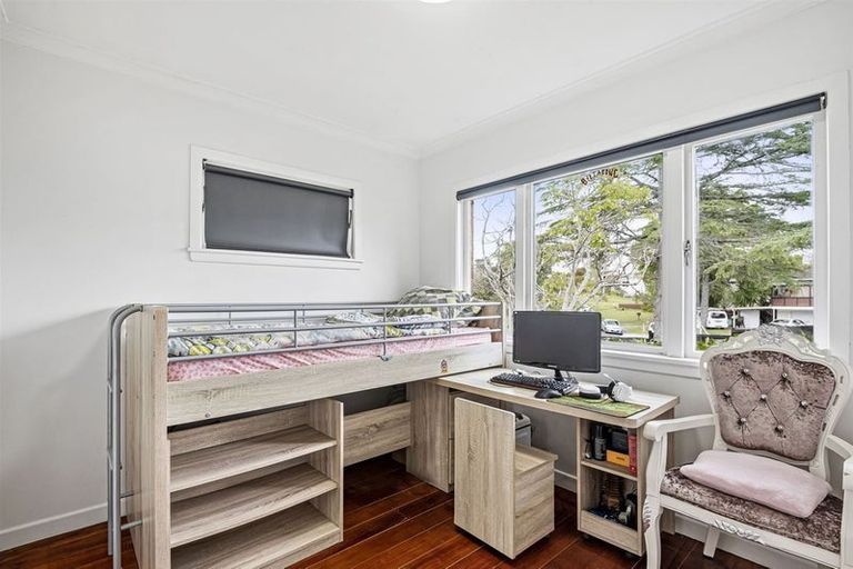 Photo of property in 20 Hamilton Place, Glenfield, Auckland, 0629