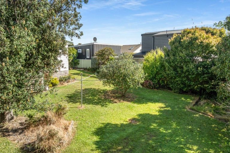 Photo of property in 124 Given Avenue, Whangamata, 3620