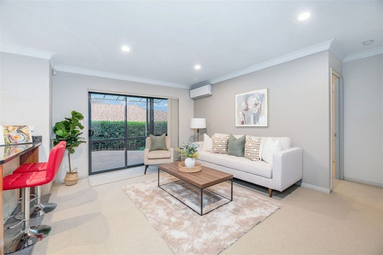 Photo of property in 6 Leafield Crescent, Henderson, Auckland, 0612