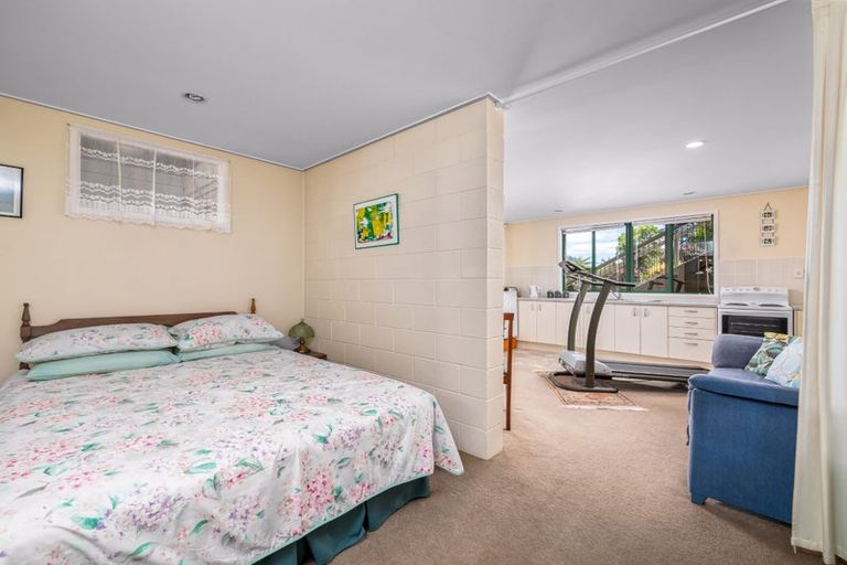 Photo of property in 264a Kempthorne Road, Russell, 0272