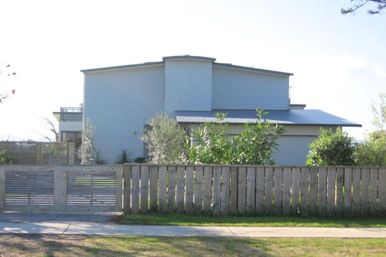 Photo of property in 153 Captain Cook Road, Cooks Beach, Whitianga, 3591