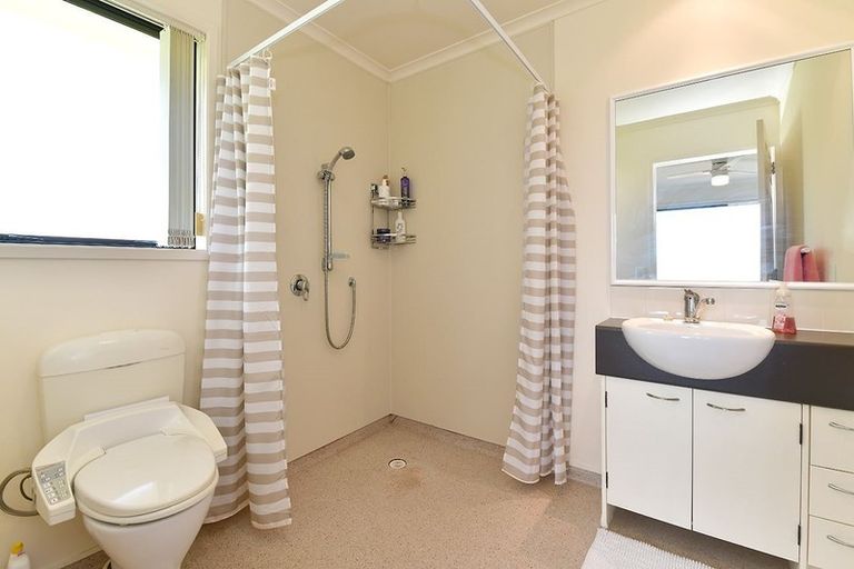 Photo of property in 5 Burwood Terrace, Gulf Harbour, Whangaparaoa, 0930