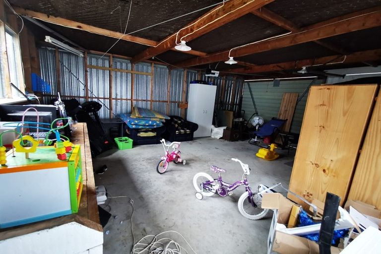 Photo of property in 5 Pinehurst Place, Wattle Downs, Auckland, 2103