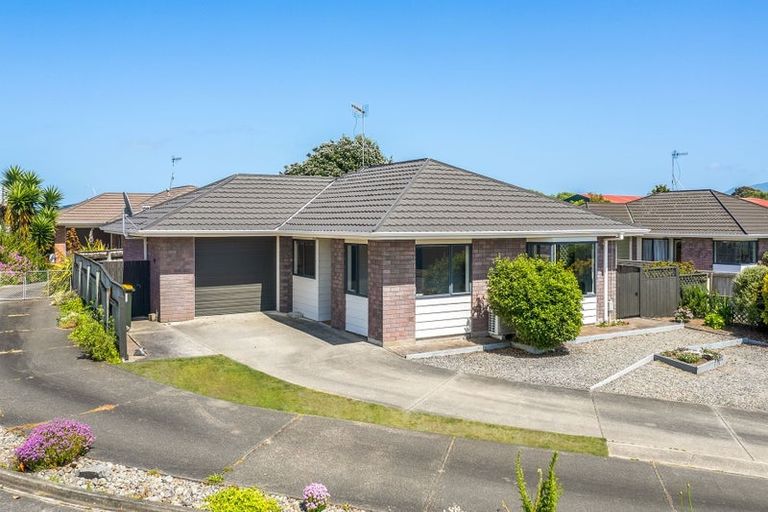 Photo of property in 21a Dennis Taylor Court, Paraparaumu, 5032