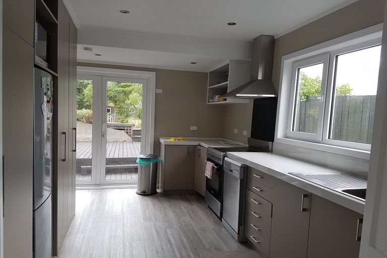 Photo of property in 17 Garfield Street, Brooklyn, Wellington, 6021