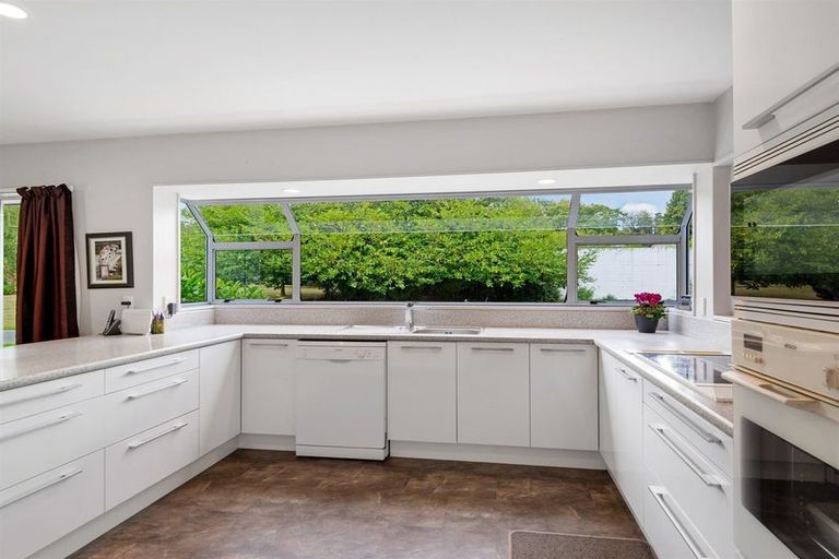 Photo of property in 533 Yaldhurst Road, Yaldhurst, Christchurch, 7676