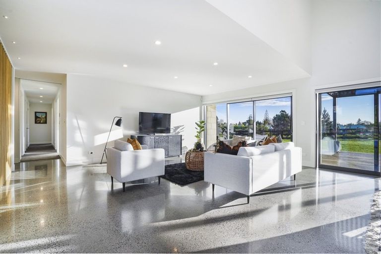 Photo of property in 8d East Ridge Grove, Newstead, Hamilton, 3286