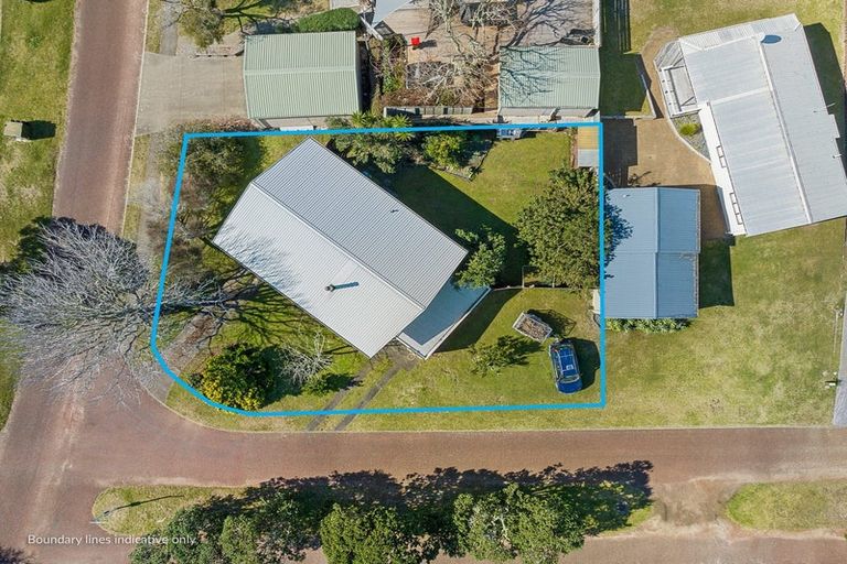 Photo of property in 27 Jubilee Drive, Pauanui, Hikuai, 3579