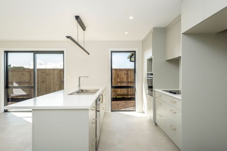 Photo of property in 21 One Haruru Street, Cambridge, 3493