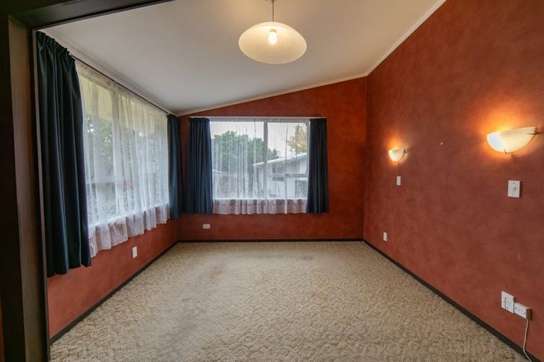 Photo of property in 44 Elmwood Crescent, Pukete, Hamilton, 3200