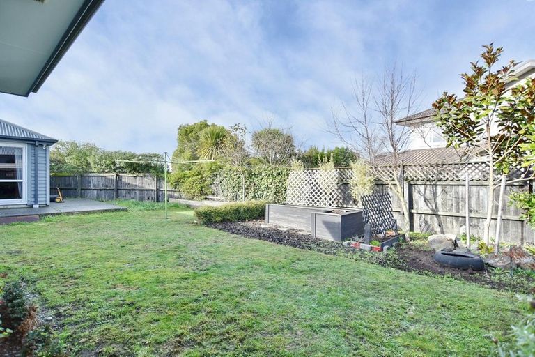 Photo of property in 18 Clarevale Street, Burwood, Christchurch, 8083