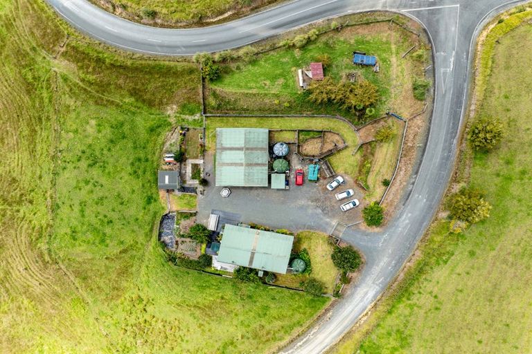 Photo of property in 135 Central Road, Mareretu, Maungaturoto, 0571