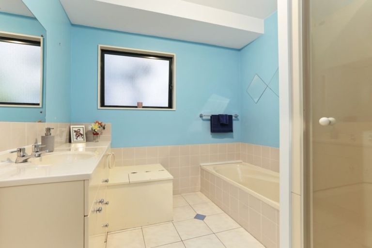 Photo of property in 6 Charlotte Street, Stanmore Bay, Whangaparaoa, 0932