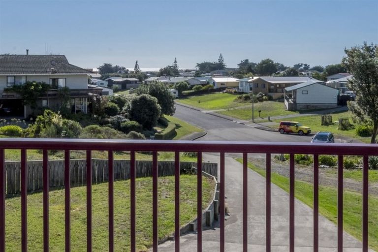 Photo of property in 23 Takitimu Street, Waitarere Beach, Levin, 5510