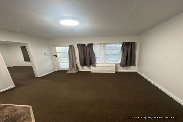 Photo of property in 1/72 Bridge Street, Bulls, 4818