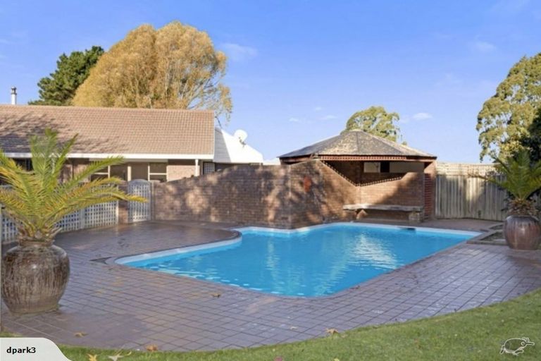 Photo of property in 420 Pound Road, Yaldhurst, Christchurch, 7676