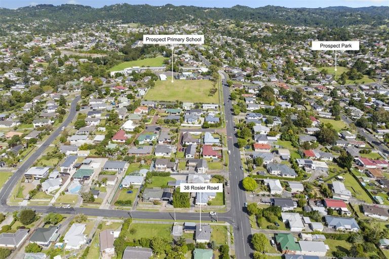 Photo of property in 38 Rosier Road, Glen Eden, Auckland, 0602