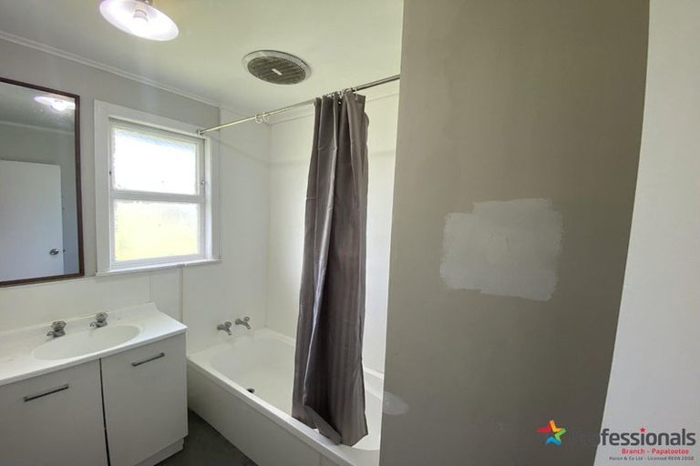 Photo of property in 9 Malmo Place, Manurewa, Auckland, 2102
