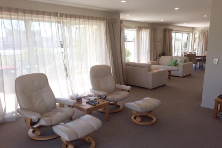 Photo of property in 50 Fw Delamain Drive, Yaldhurst, Christchurch, 8042