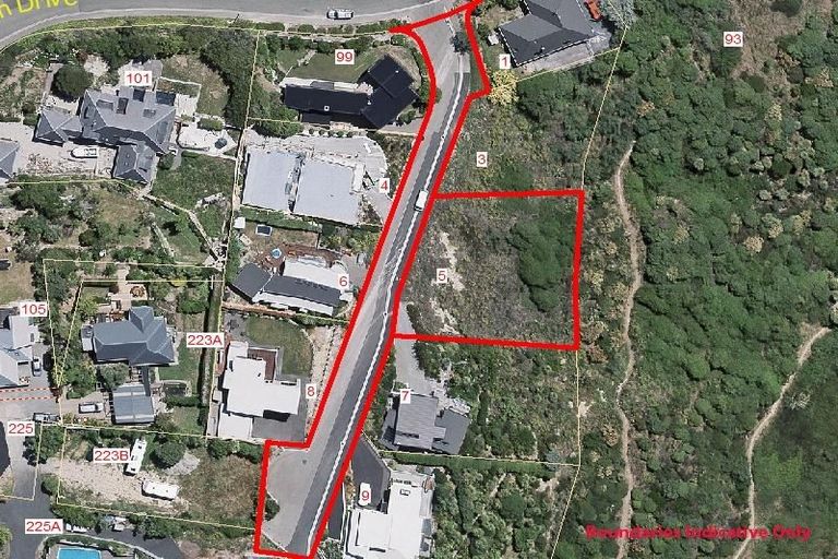 Photo of property in 5 Law Lane, Mount Pleasant, Christchurch, 8081