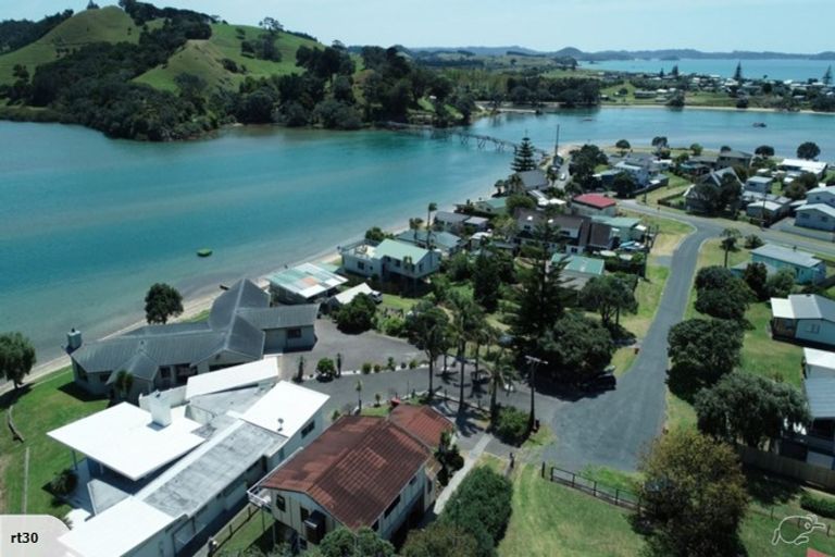 Photo of property in 16 Pataua Street, Pataua South, Onerahi, 0192