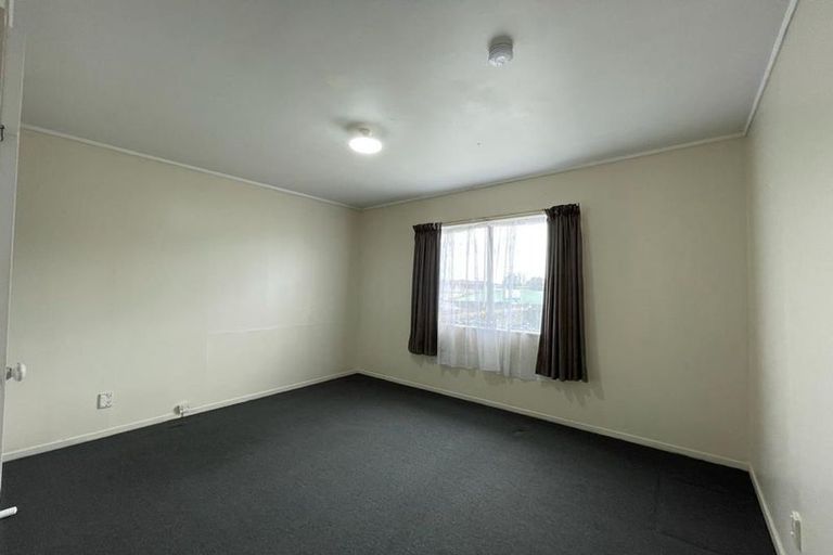 Photo of property in 1/34 Great South Road, Manurewa, Auckland, 2102