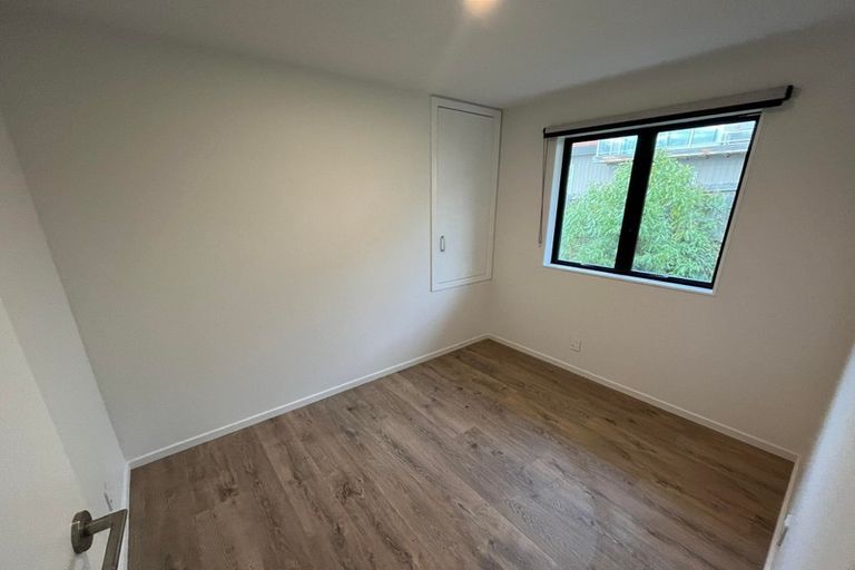 Photo of property in 49 Moncks Spur Road, Redcliffs, Christchurch, 8081