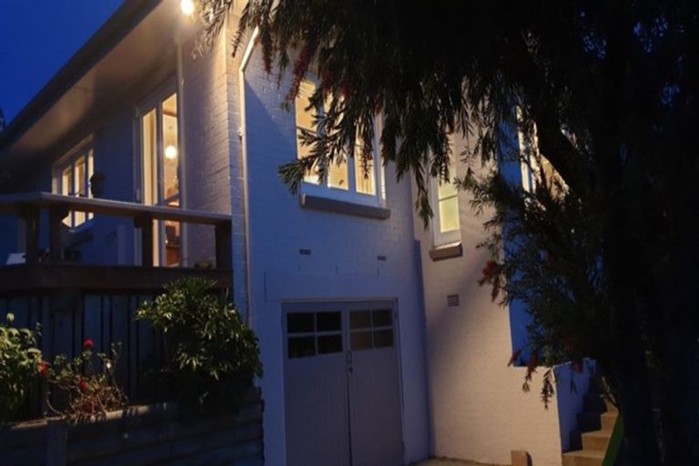 Photo of property in 6 Tarbett Road, Hillcrest, Hamilton, 3216