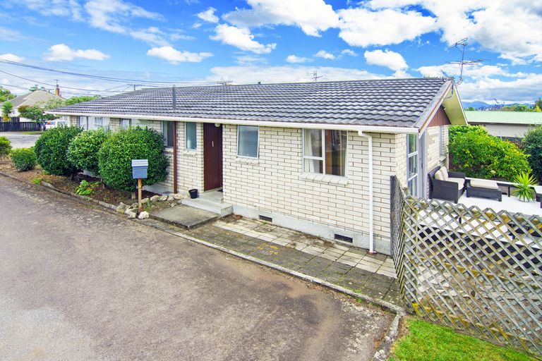 Photo of property in 27 Elizabeth Street, Masterton, 5810