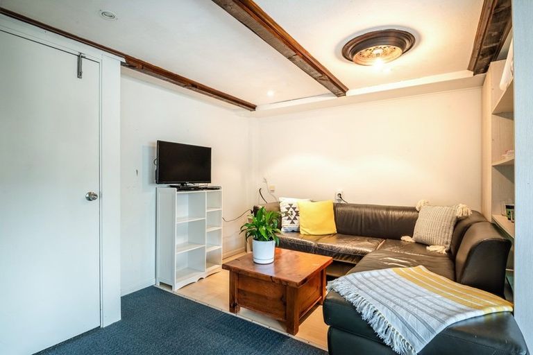 Photo of property in 1/38a Norwood Road, Bayswater, Auckland, 0622