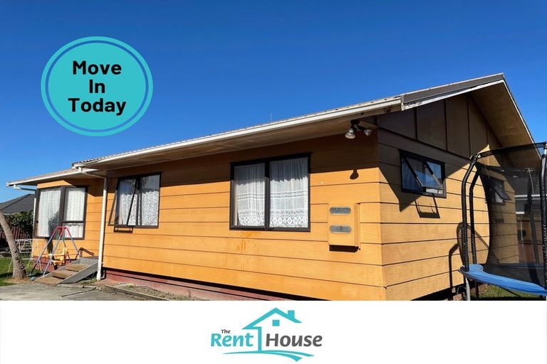 Photo of property in 2/14 Martin Road, Manurewa, Auckland, 2102