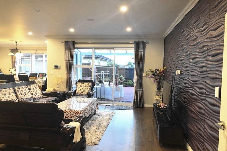 Photo of property in 16 Evelina Lane, Flat Bush, Auckland, 2019