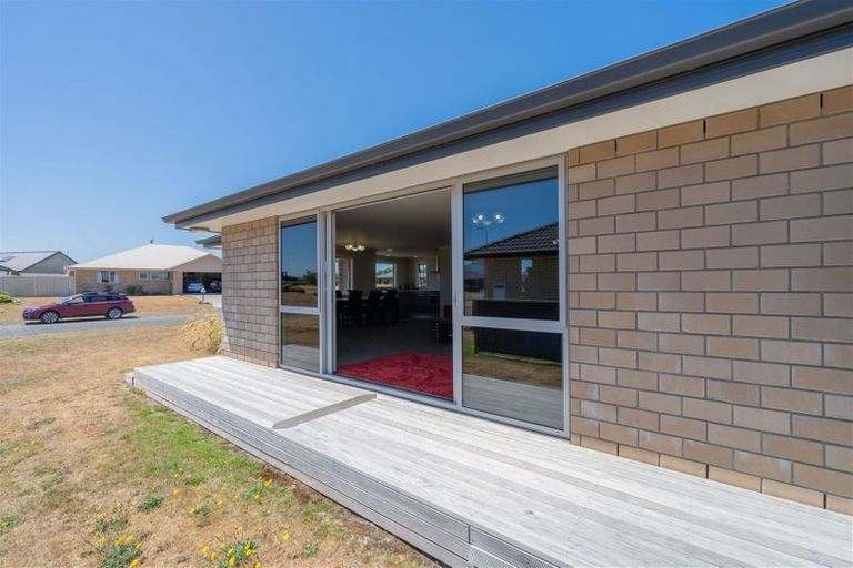 Photo of property in 16 Cunaris Way, Te Anau, 9600