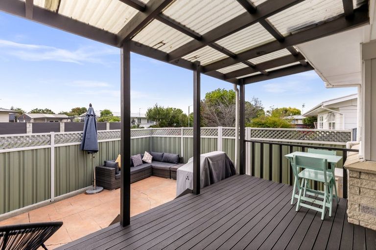 Photo of property in 7 Grant Place, Greenmeadows, Napier, 4112