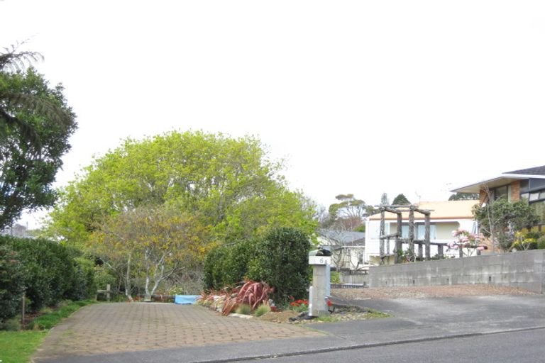 Photo of property in 6a Leatham Avenue, Strandon, New Plymouth, 4312