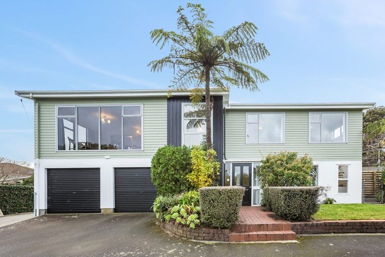 Photo of property in 3 Vista Grove, Kelson, Lower Hutt, 5010